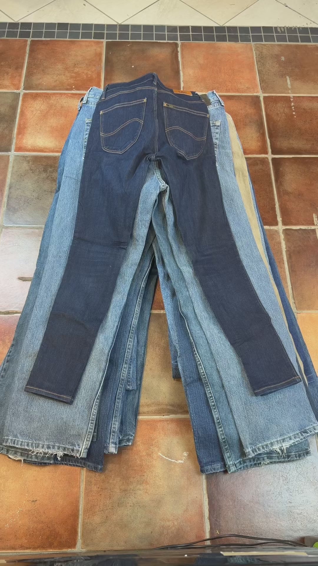 25 x wrangler/Lee jeans (C grade) EXACT