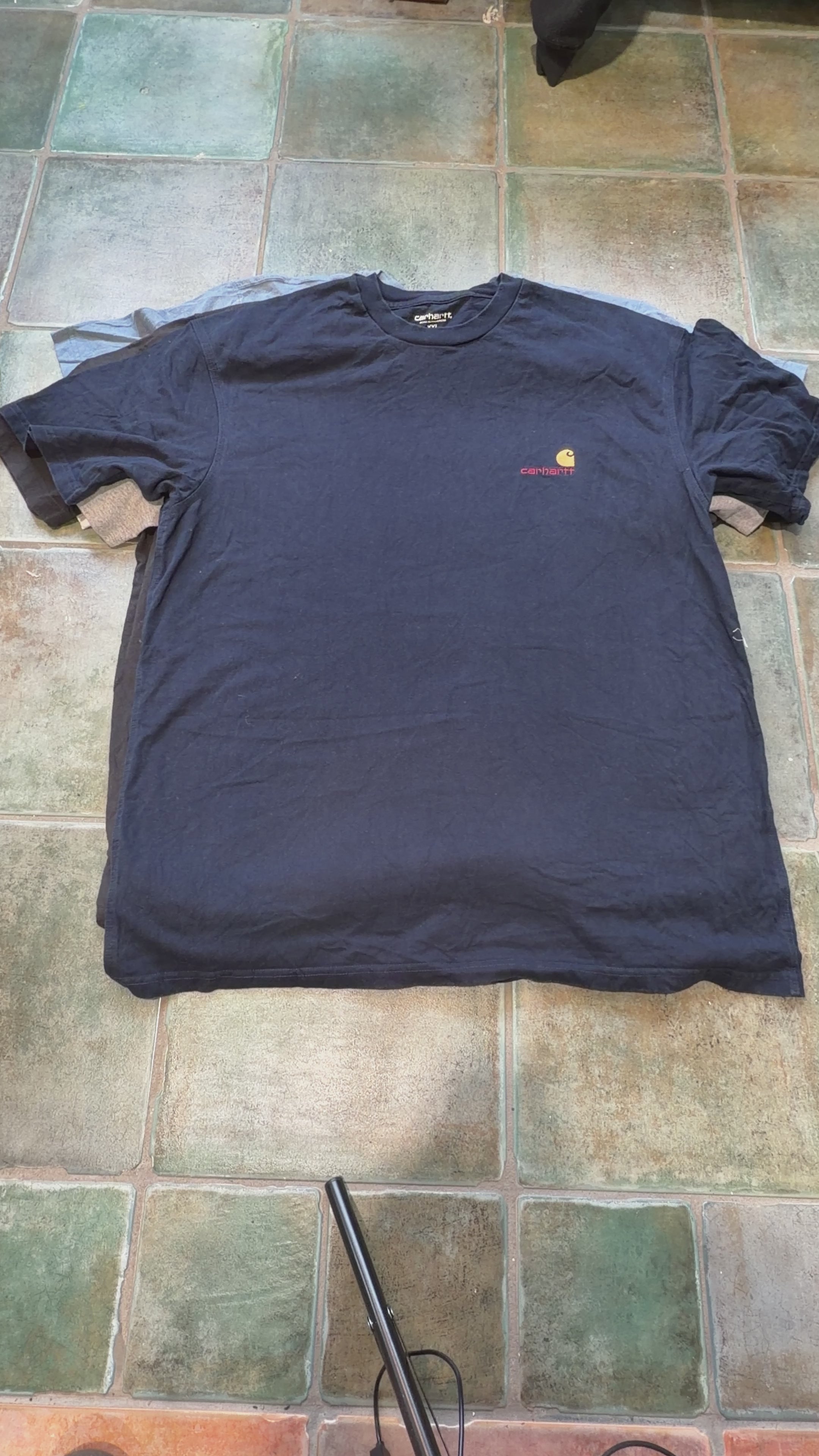 25 x Carhartt tees (A)