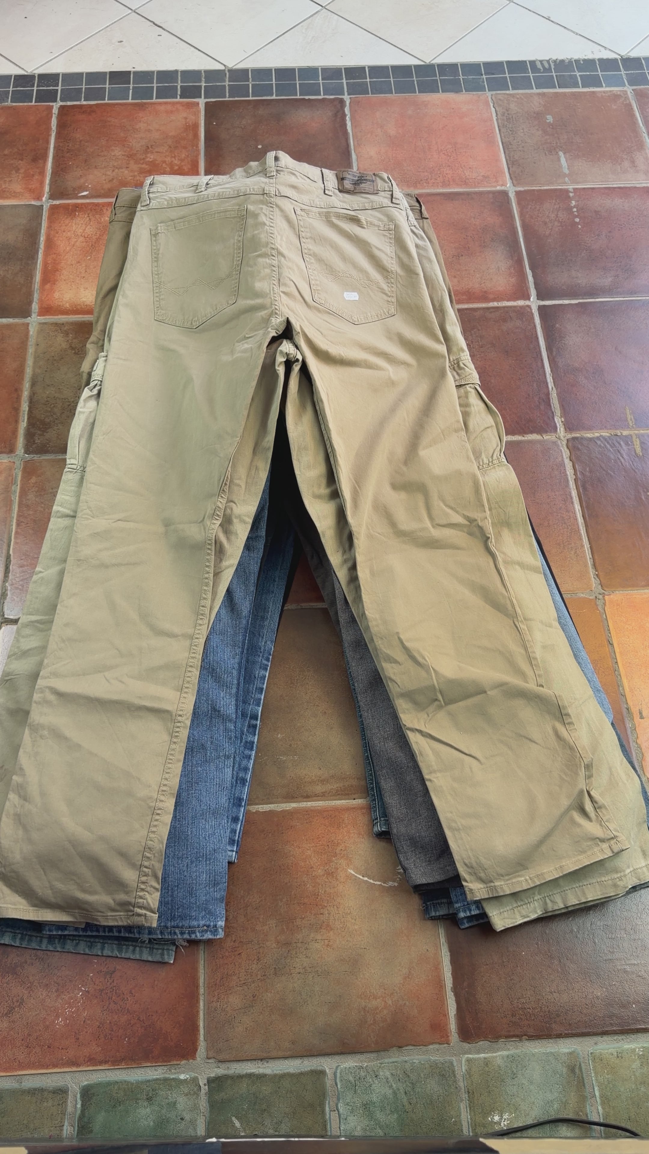 25 x wrangler jeans/trousets  EXACT bundle