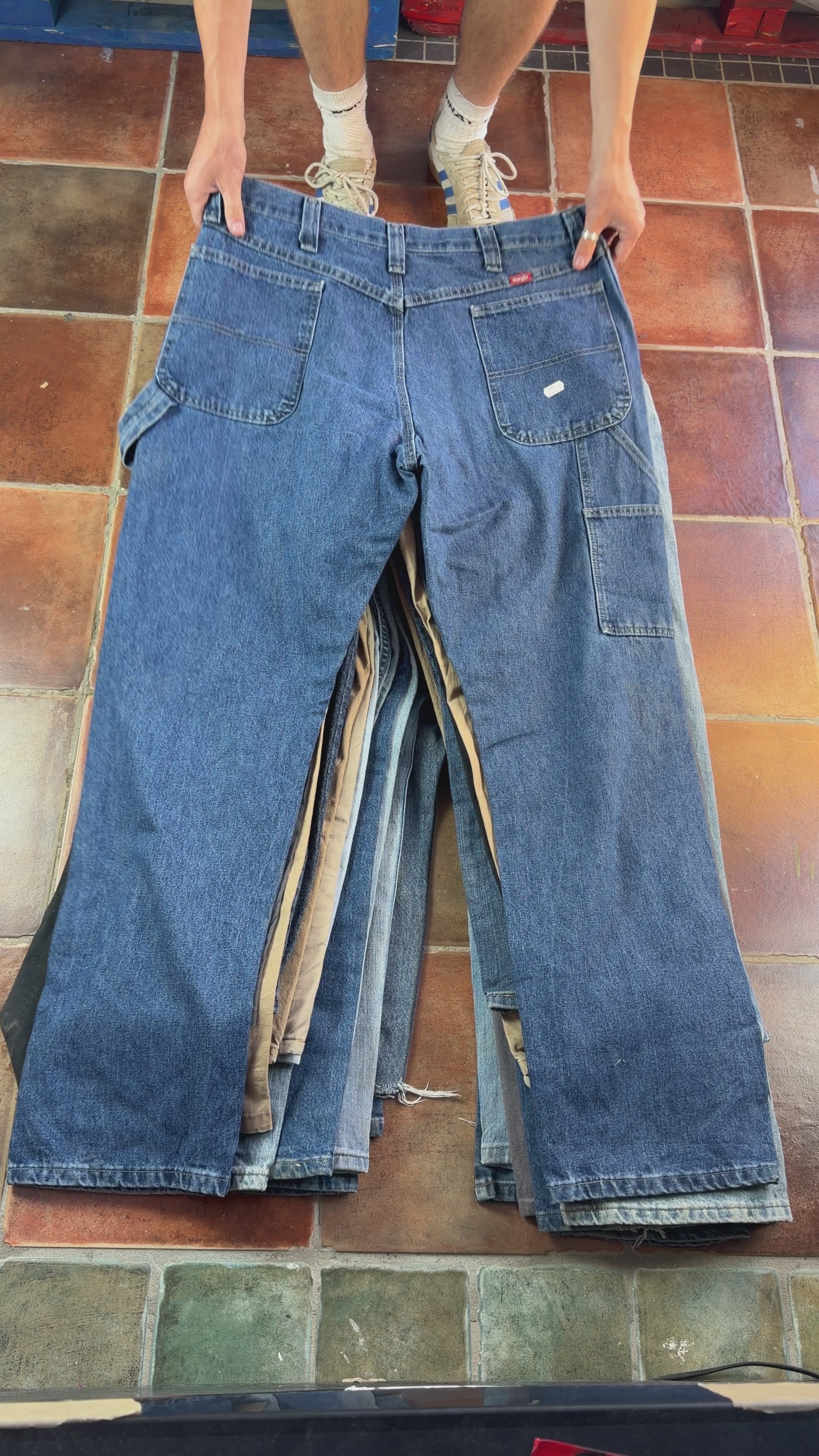 25 x wrangler jeans/trousets  EXACT bundle