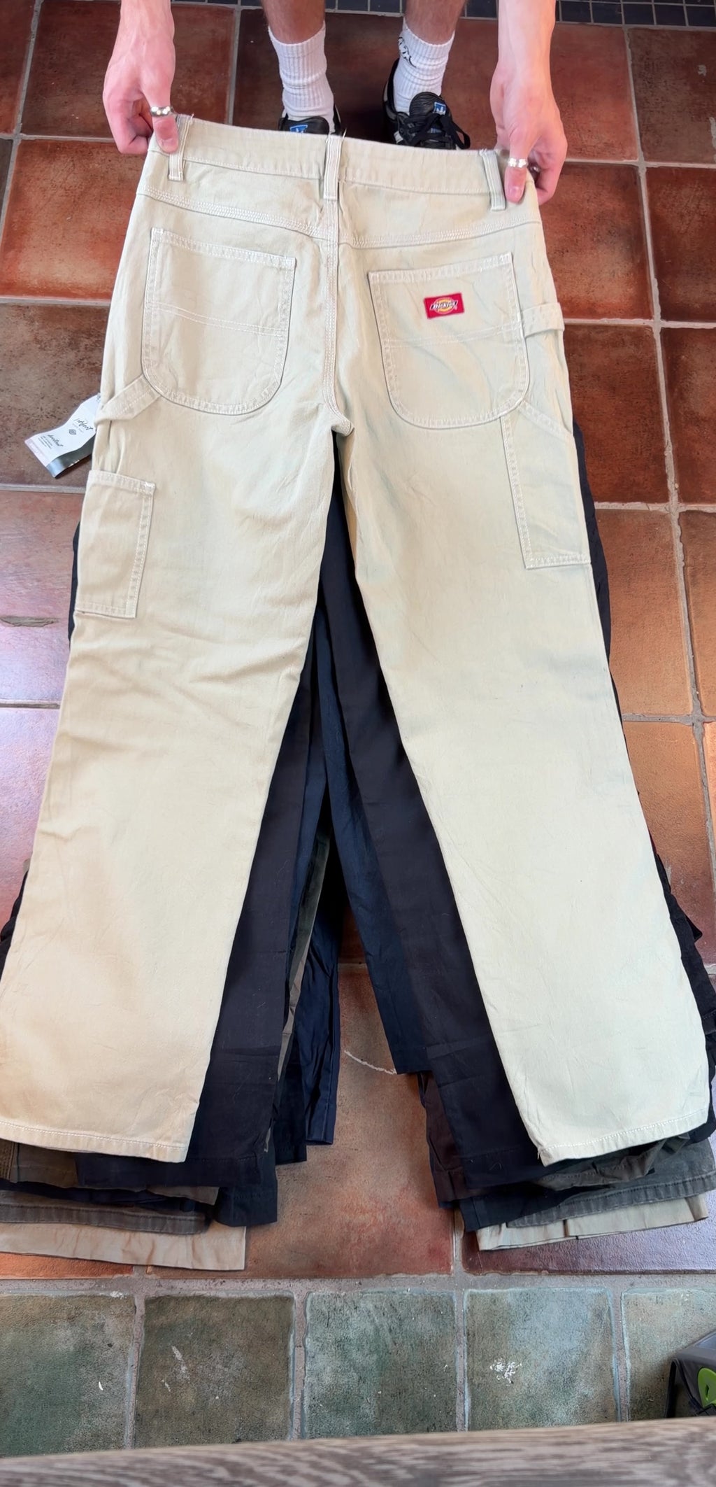 25 x women’s dickies trousers  (A/B)